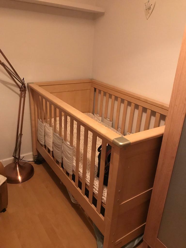 mamas and papas cot valance